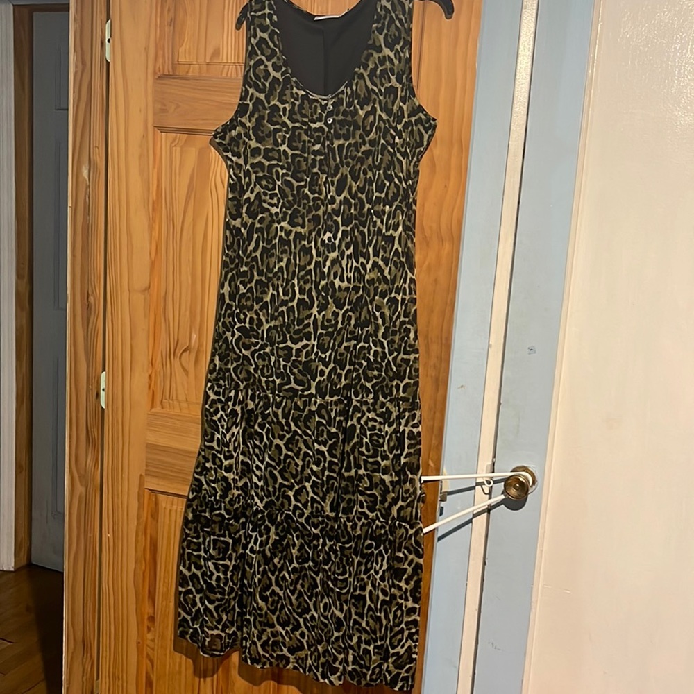 Brand new green cheetah maxi dress